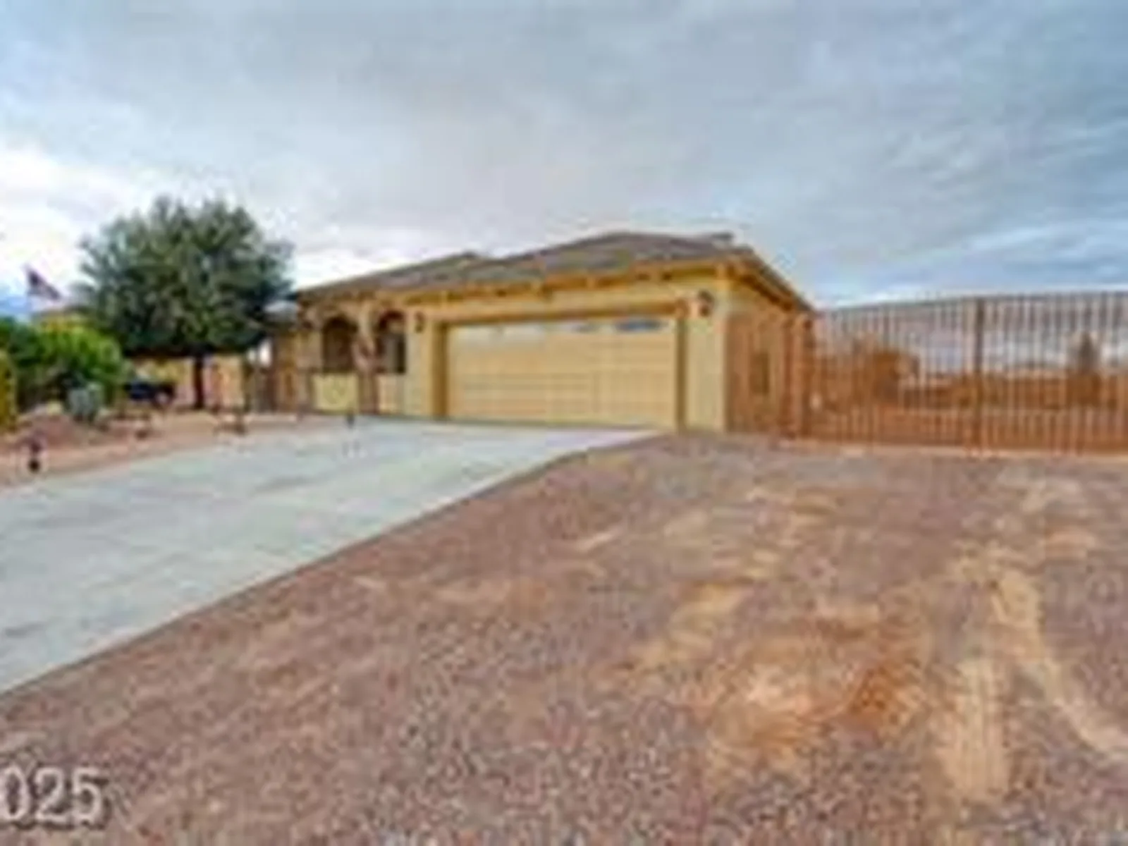 Casa de tres habitaciones en Sandpebble Street, Pahrump, Nevada